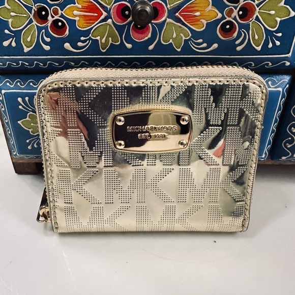 Michael Kors Handbags - Michael Kors small wallet
